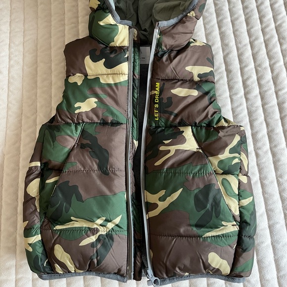 Zara toddler boys - puffer vest - size 3-4 - Picture 1 of 6
